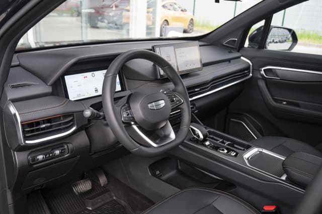 Geely Okavango Flagship 2.0T 7DCT 2WD в лизинг - 31