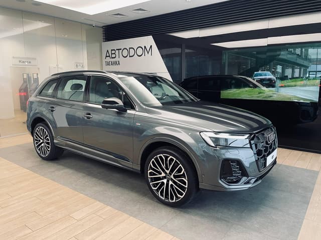 Audi Q7 - 3