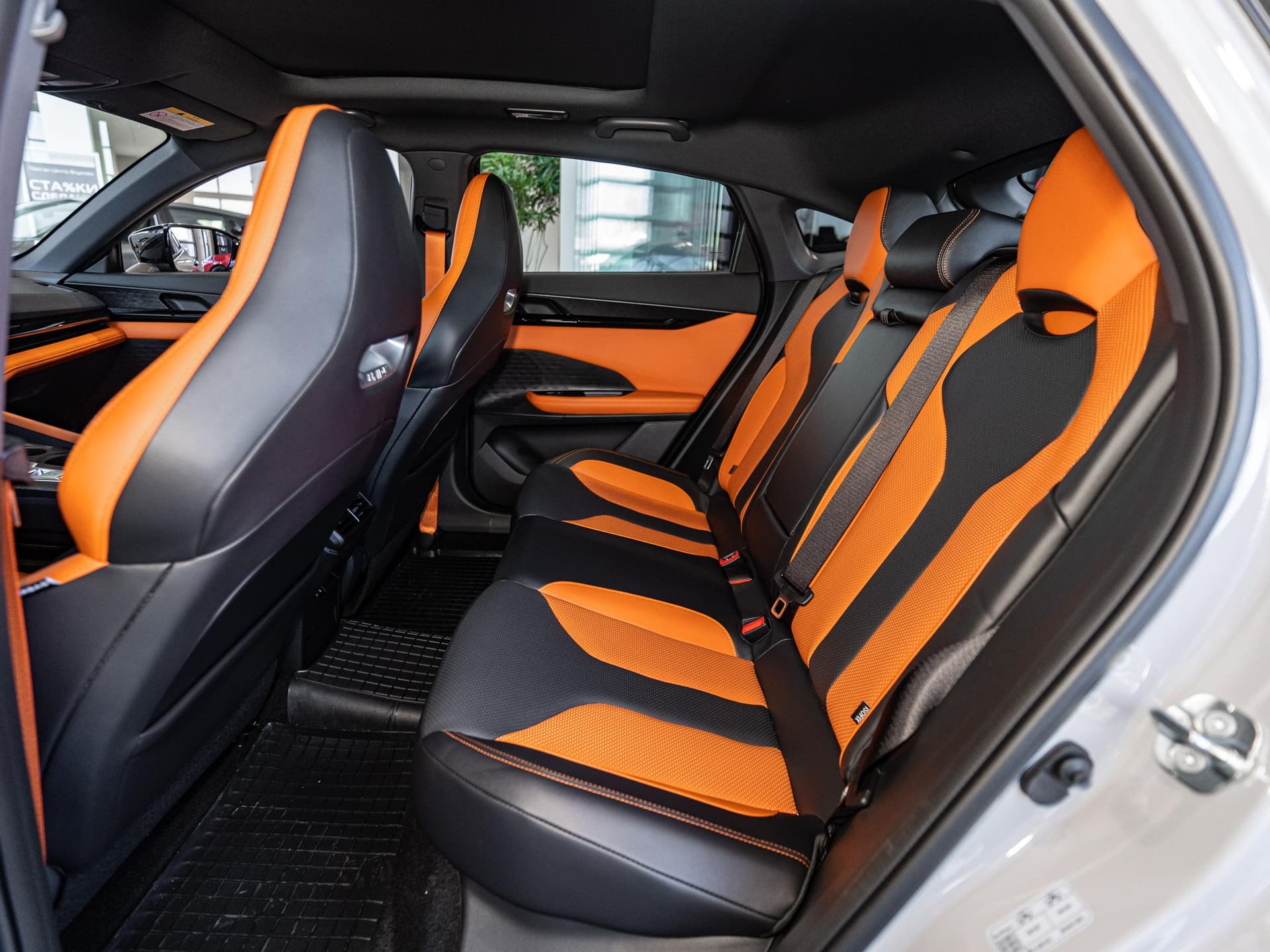 Changan Uni-K Tech 2.0 8AT AWD в лизинг - 10