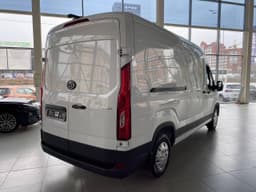 Avior V90 Фургон L3H2 3.5T 2.0TD 6MT FWD в лизинг - 9