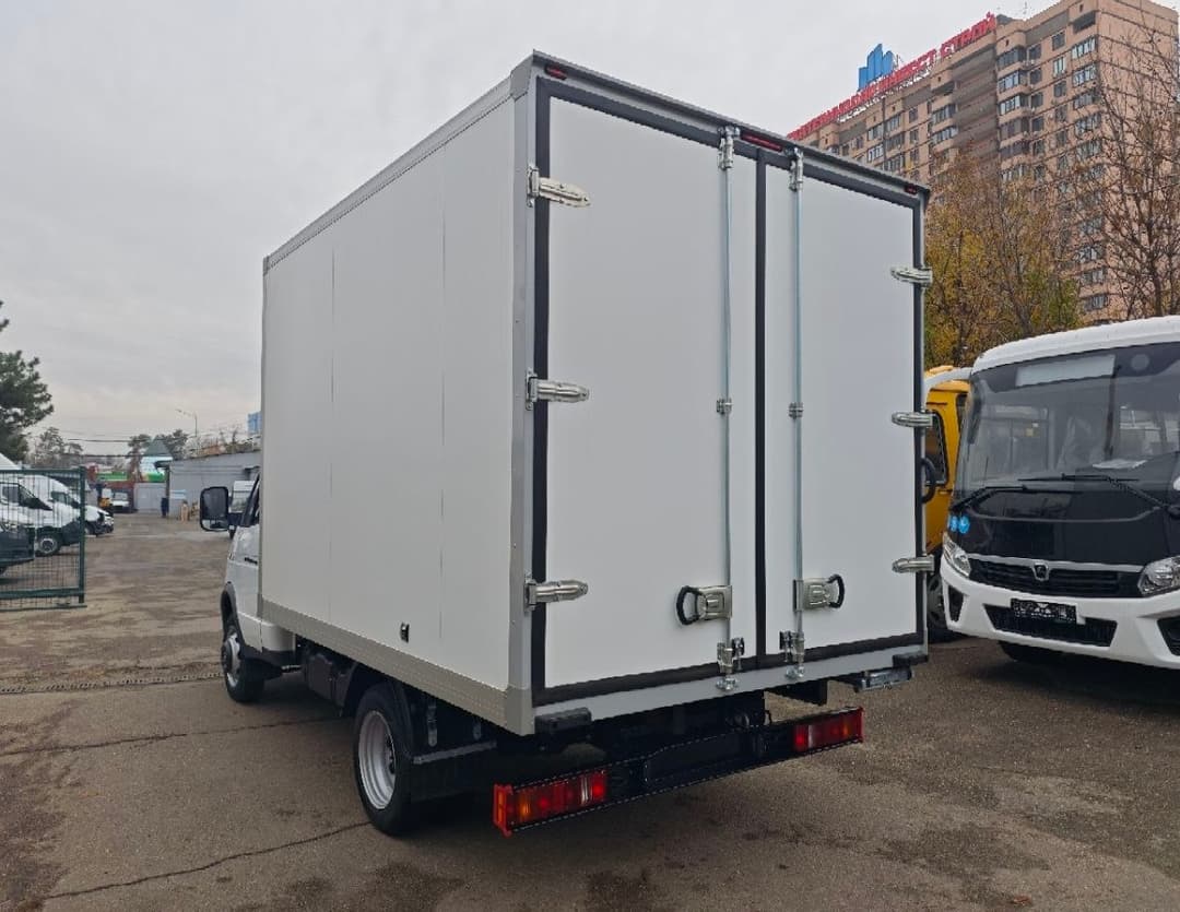 GAZ ГАЗель БИЗНЕС Изотермический фургон 3 места Стандартное шасси Бензин с ГБО в лизинг - 9