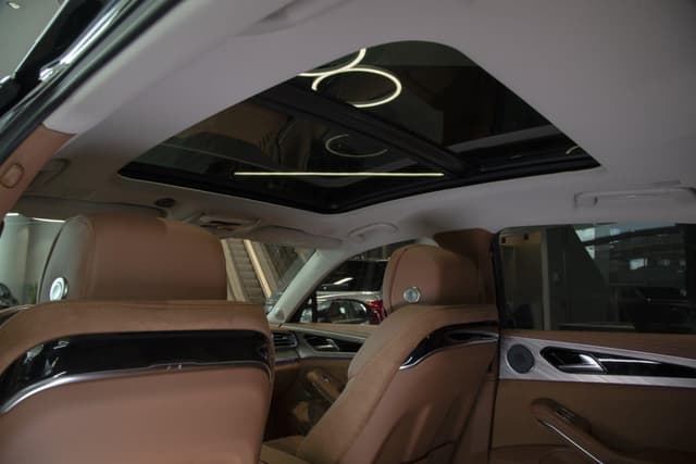 Hongqi H9 2.0Т Deluxe в лизинг - 9