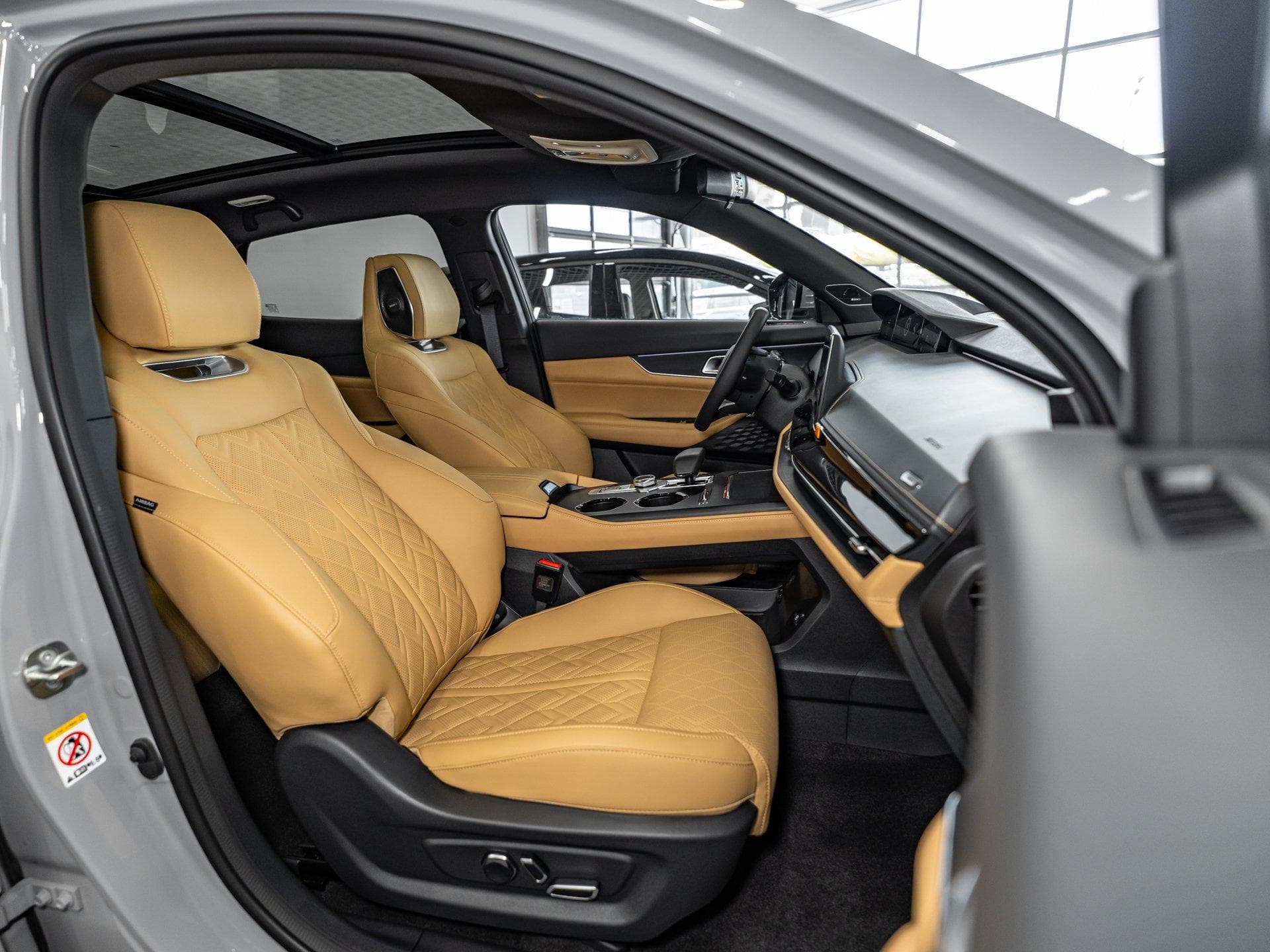 Changan Uni-K Tech 2.0 8AT AWD в лизинг - 18