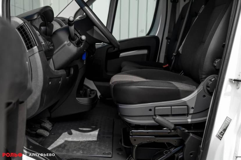 Peugeot Boxer FgTl 335 L3H2 2.2 BlueHDi 140hp 6MT в лизинг - 9
