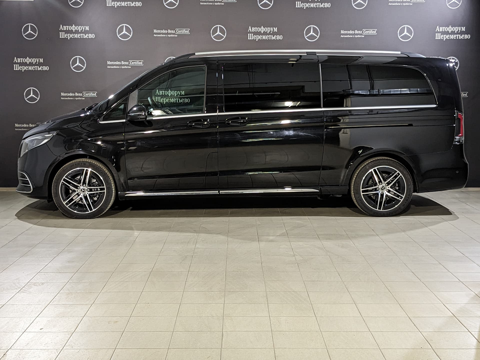Mercedes-Benz V 300 d EL 4MATIC AVANTGARDE в лизинг - 4