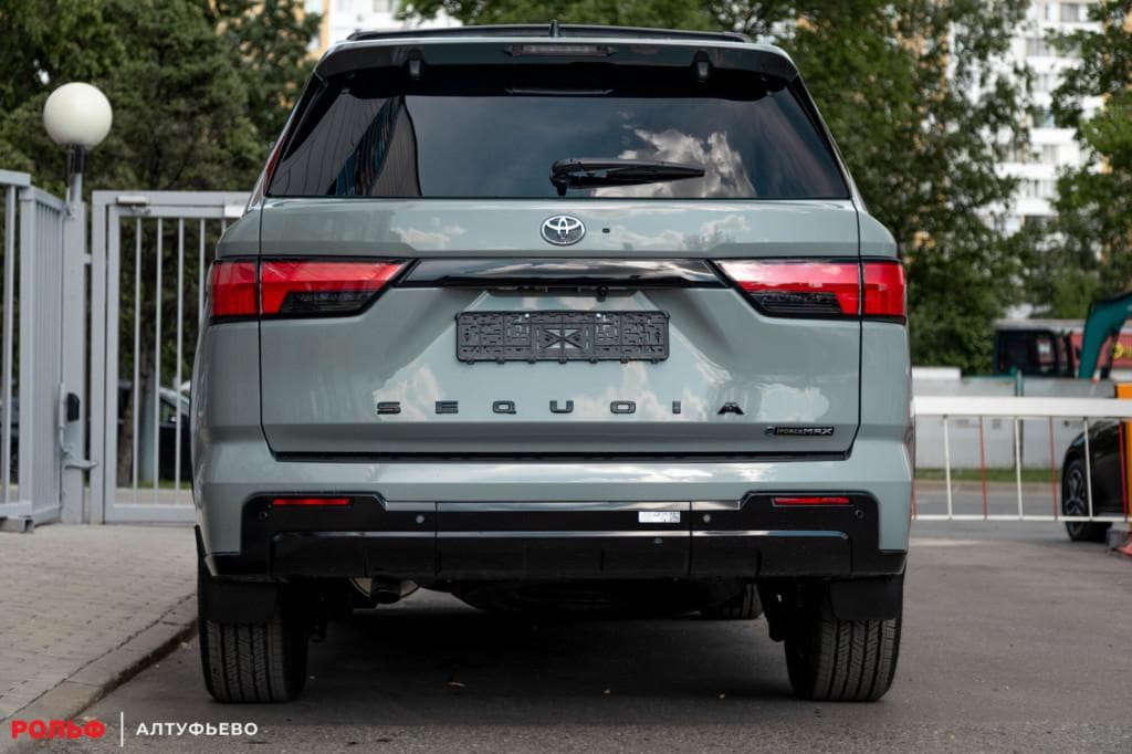 Toyota Sequoia Limited 4WD V6 Hybrid в лизинг - 4