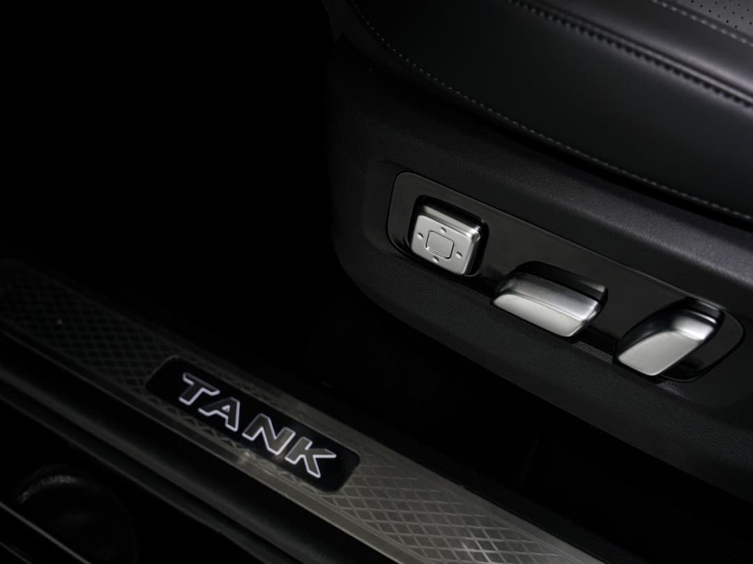 Tank 500 Blacktrail 3.0 9AT 4WD в лизинг - 21