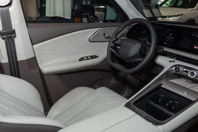 EXEED RX Flagship 2.0 TGDI 8AT AWD в лизинг - 12