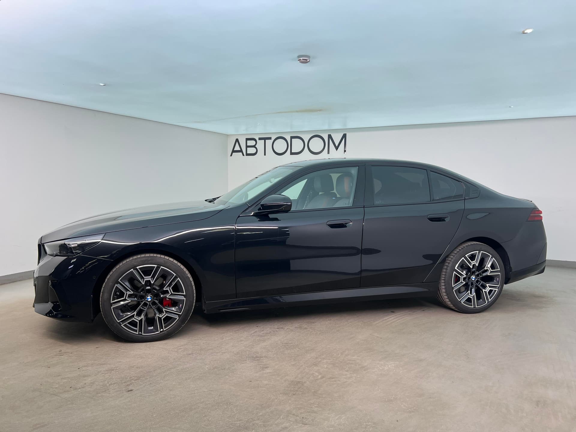 BMW 5 серия 530i xDrive в лизинг - 6