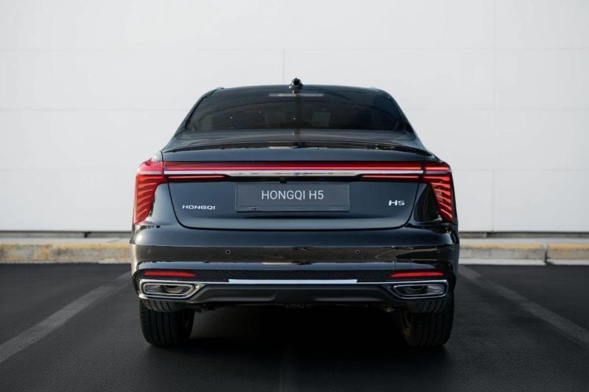 Hongqi H5 - 5