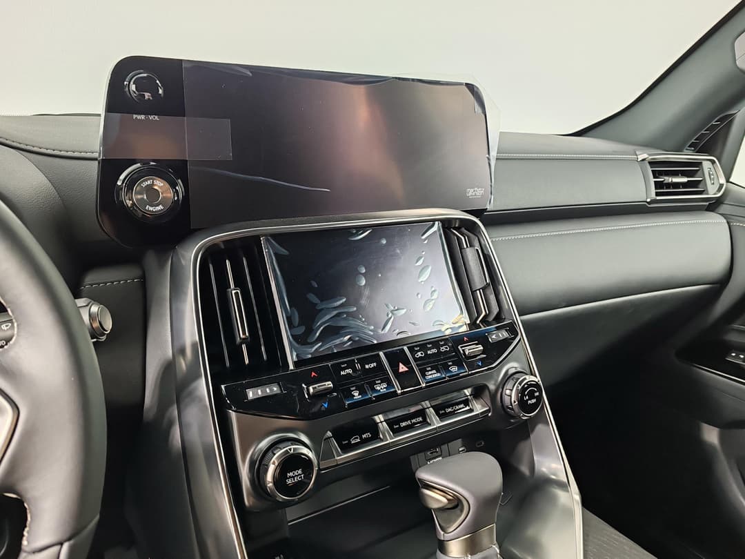Lexus LX 500d Urban DSL в лизинг - 14
