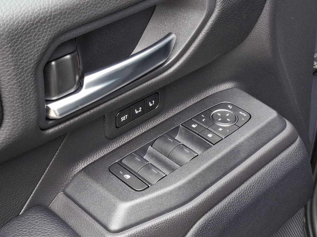 Toyota Land Cruiser Prado Premium VX-L 2.8d АКП в лизинг - 18