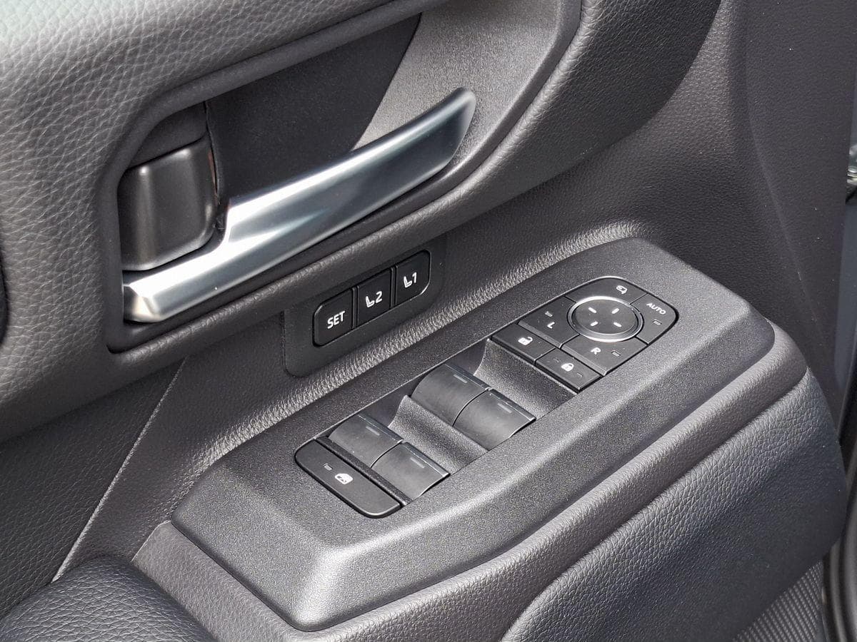 Toyota Land Cruiser Prado Premium VX-L 2.8d АКП в лизинг - 18