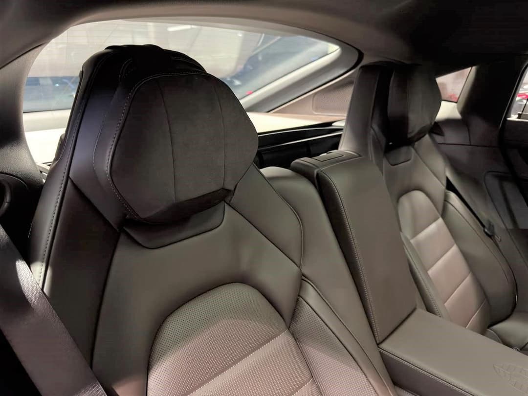 Porsche Panamera 4 E-Hybrid Executive в лизинг - 31