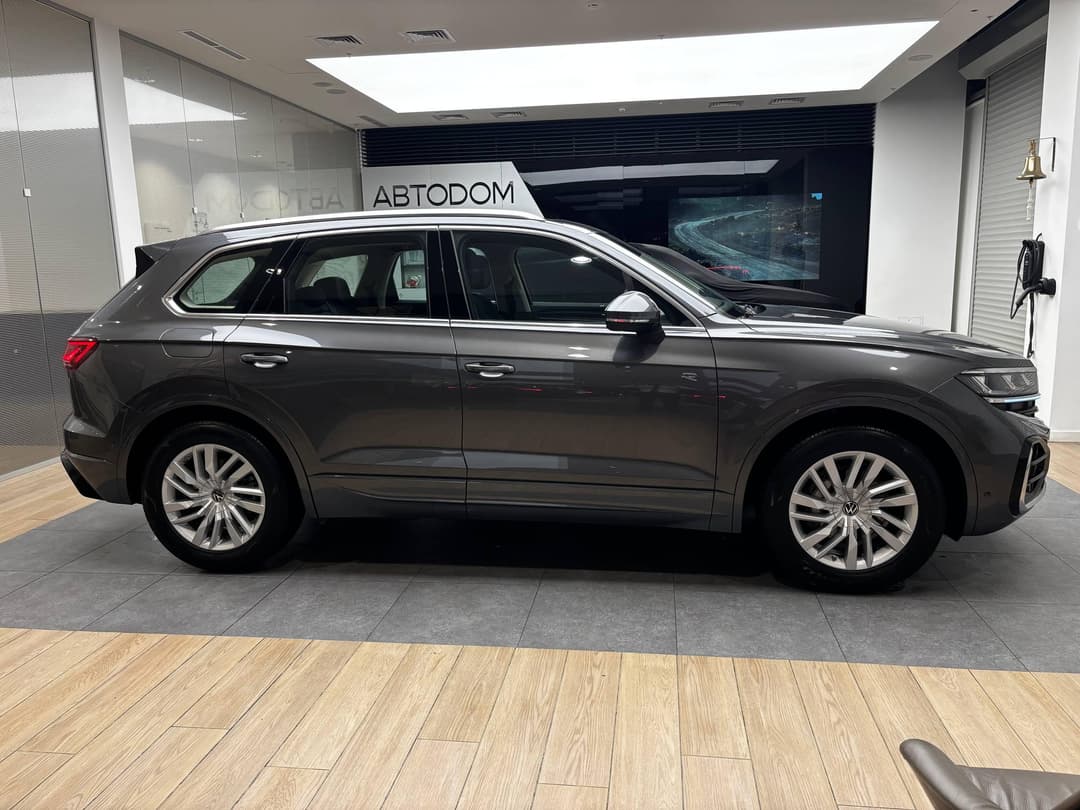 Volkswagen Touareg R-Line 2.0 TFSI 265hp 8AT в лизинг - 8