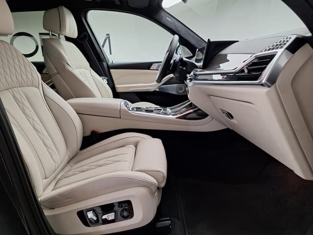 BMW X7 Икс-Драйв40д М Спорт Про (M Sport Pro) в лизинг - 7