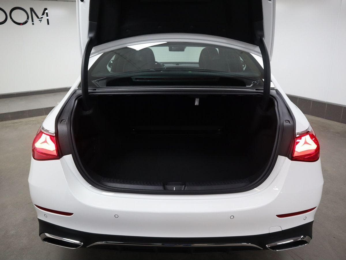 Mercedes-Benz E седан 300 4MATIC AMG Line в лизинг - 4