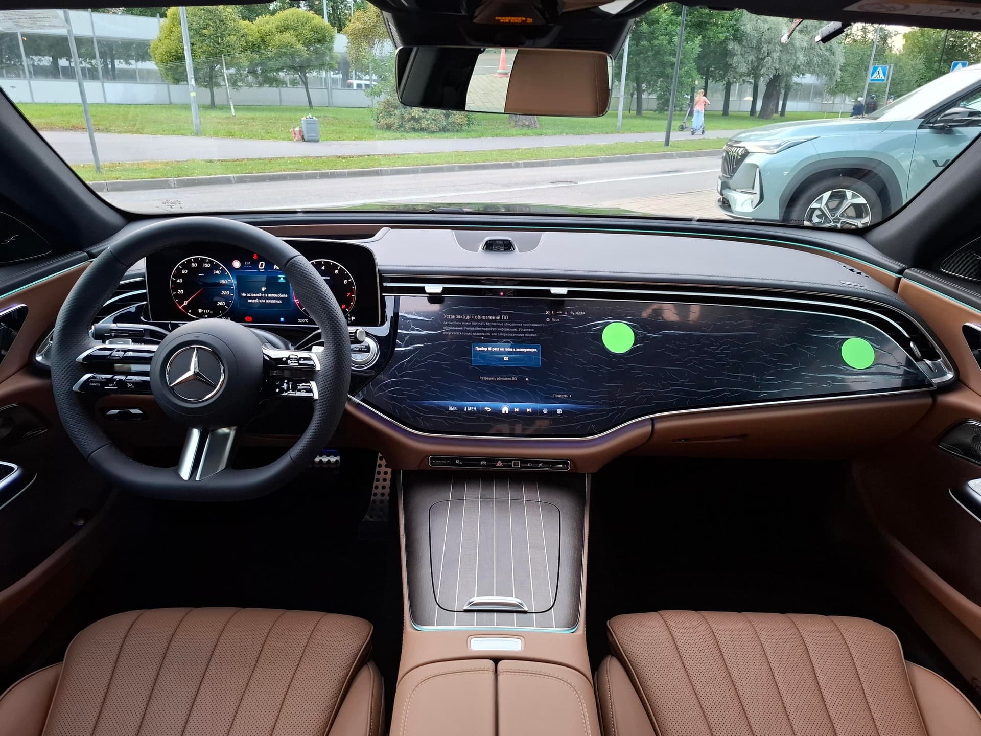Mercedes-Benz E седан 300 полный привод АМГ Лайн (AMG Line) в лизинг - 9