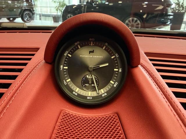 Porsche 911 Турбо Эс (Turbo S) в лизинг - 21