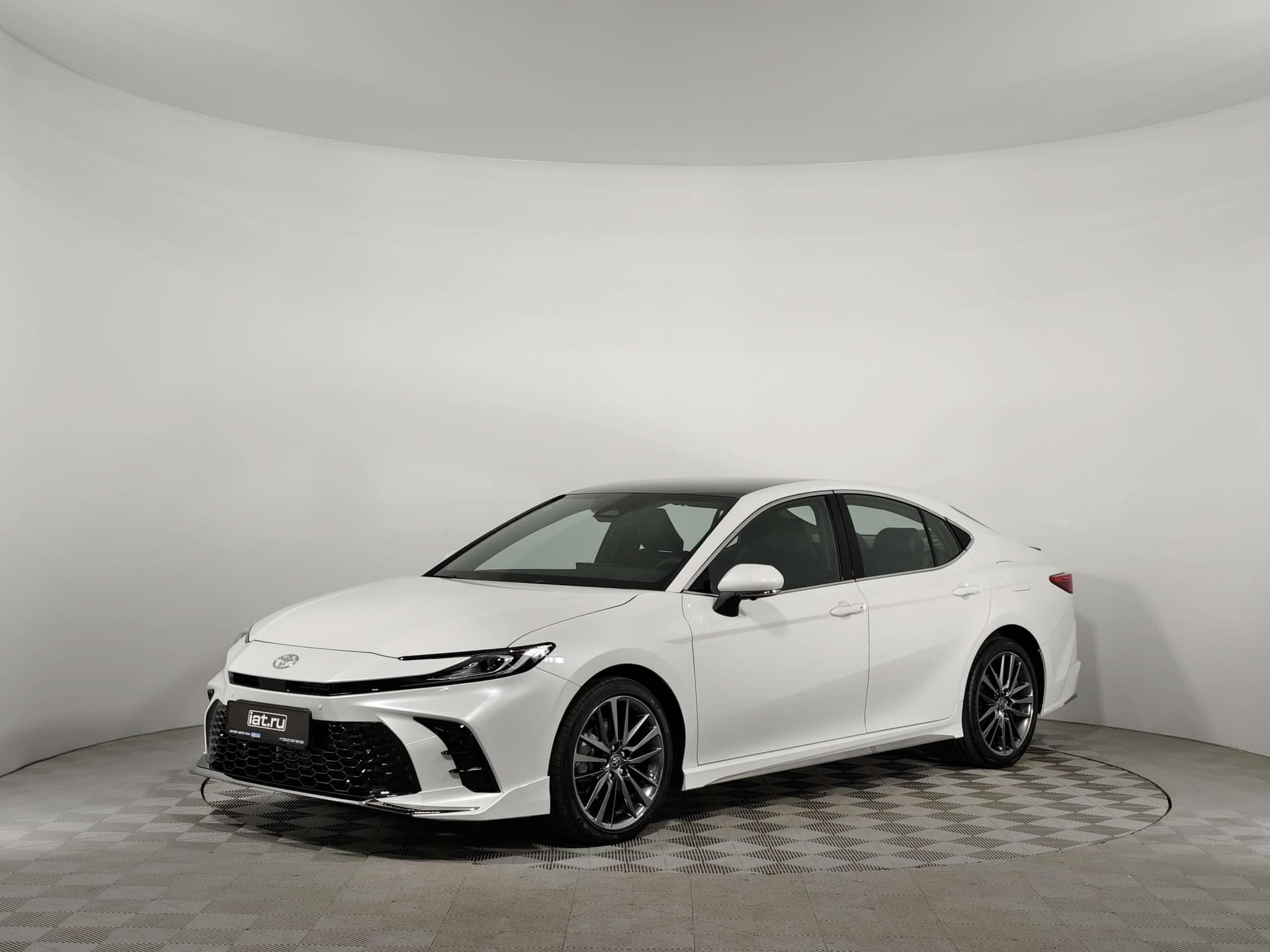 Toyota Camry 2.0HXS Sports Plus Edition в лизинг - 3