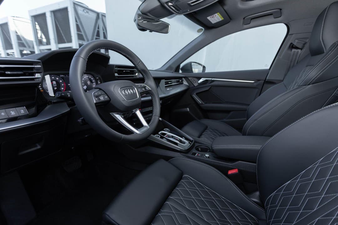 Audi A3 Sedan L Flying Spur Premium Edition 35 TFSI tiptronic в лизинг - 10
