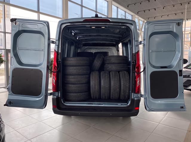 Avior V90 Фургон L3H2 3.5T 2.0TD 6MT FWD в лизинг - 6