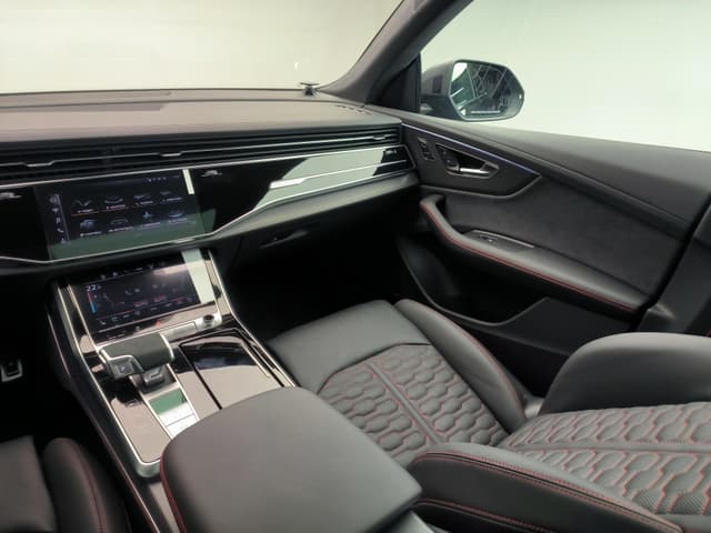 Audi RS Q8 quattro в лизинг - 15
