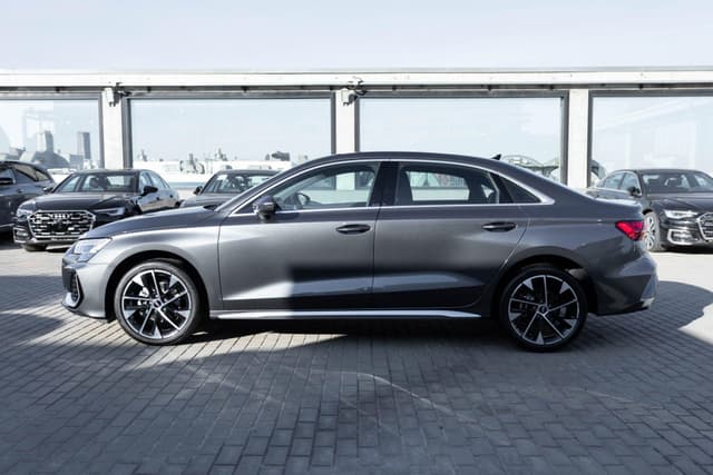 Audi A3 Sedan L Flying Spur Premium Edition 35 TFSI tiptronic в лизинг - 4