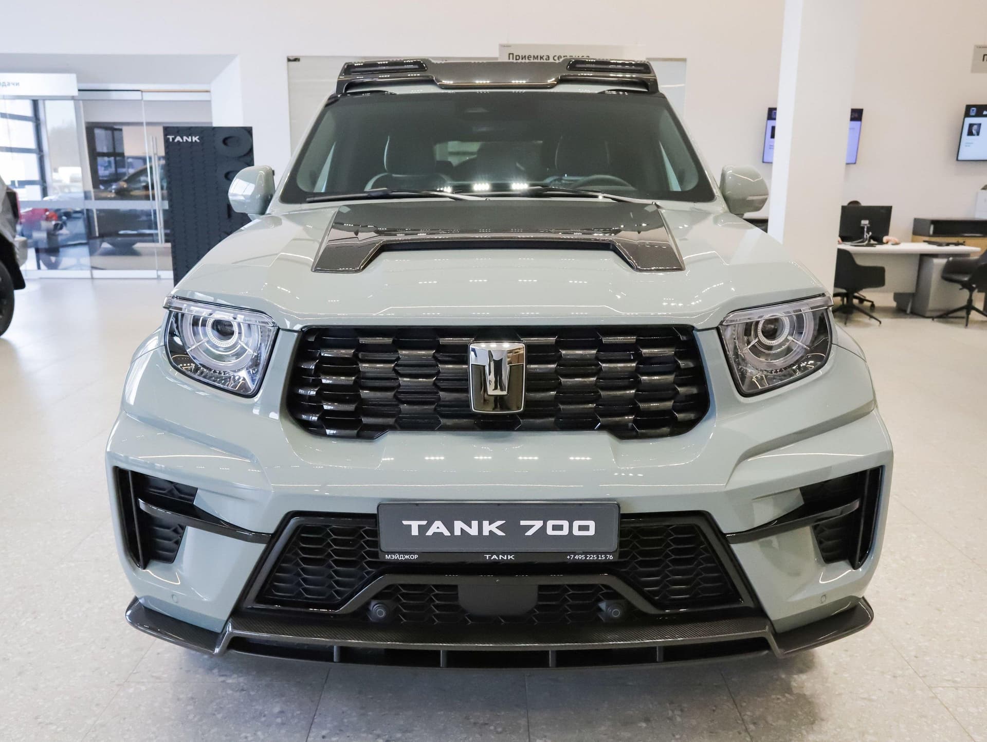Tank 700 Edition One 3.0 HEV 9AT 4WD в лизинг - 8