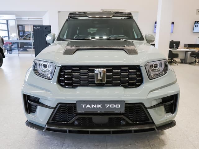 Tank 700 Edition One 3.0 HEV 9AT 4WD в лизинг - 8
