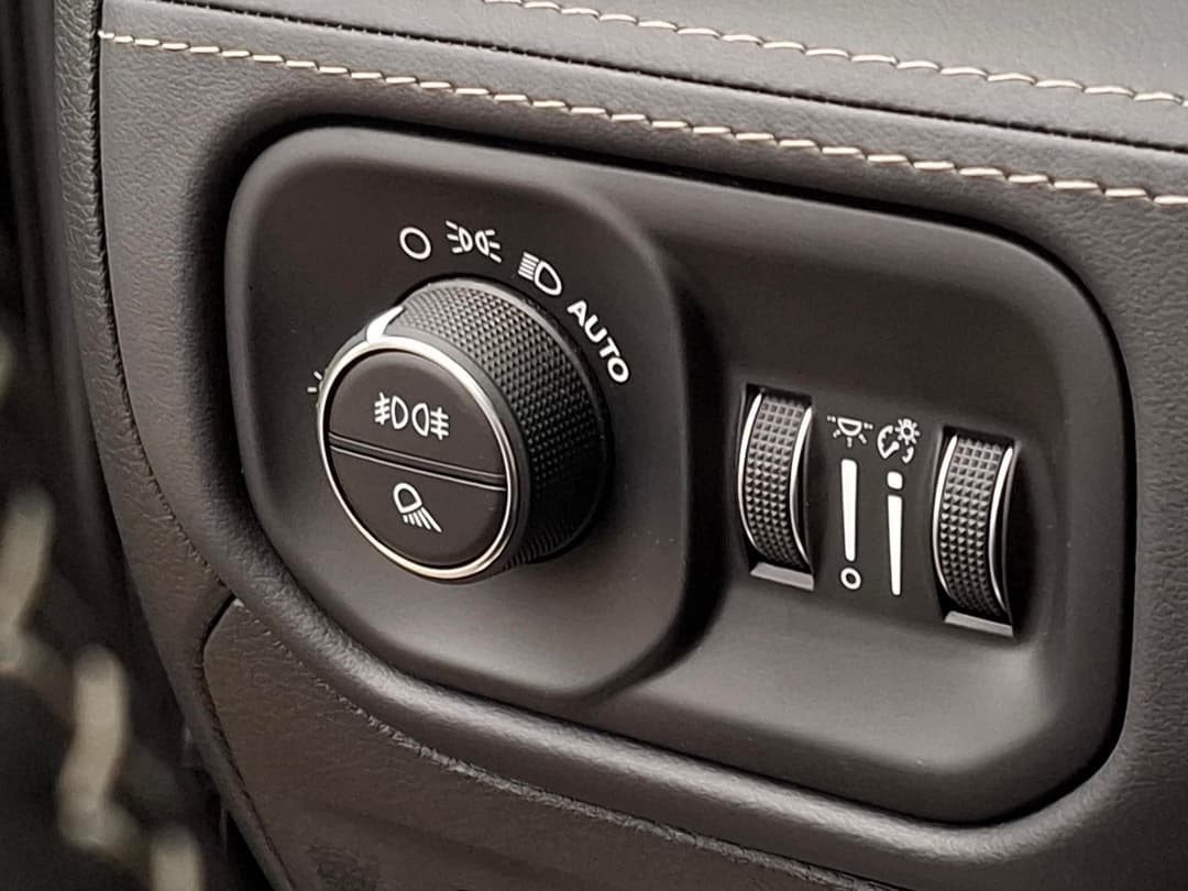 Ram 1500 Limited Crew Cab 3.0 8AT 4WD в лизинг - 22