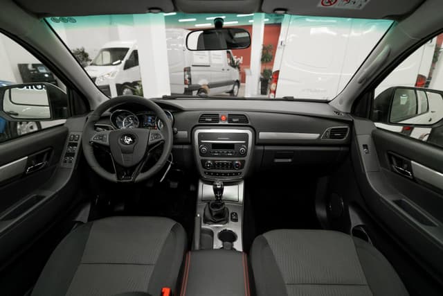 Sollers ST6 Comfort 2.0 MT 4WD в лизинг - 6