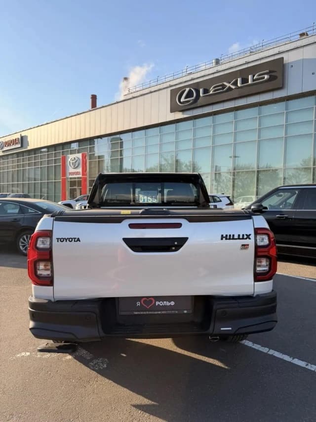 Toyota Hilux GR Sport 4.0 AT в лизинг - 7