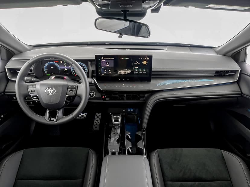 Toyota Camry 2.0HXS Sports Plus Edition в лизинг - 11