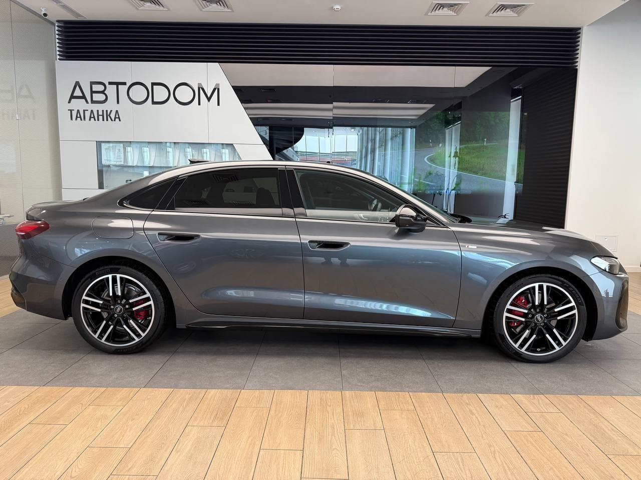 Audi A5 L Спорт 2.0Т 150 кВт полный привод АТ в лизинг - 8