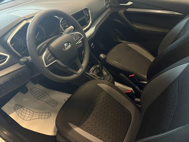 Lada Vesta седан Comfort 1.6 106hp 5MT в лизинг - 12