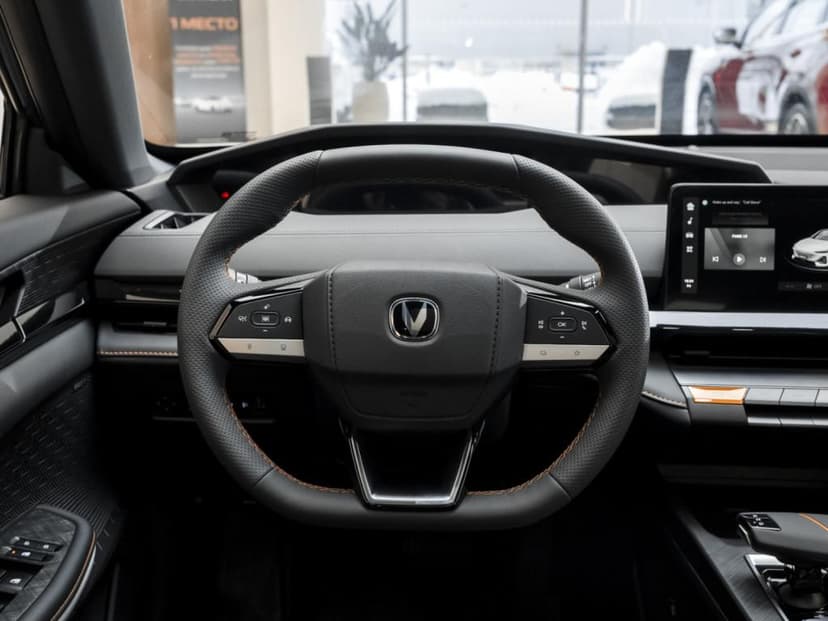 Changan Uni-V Tech 1.5T 7DCT в лизинг - 16