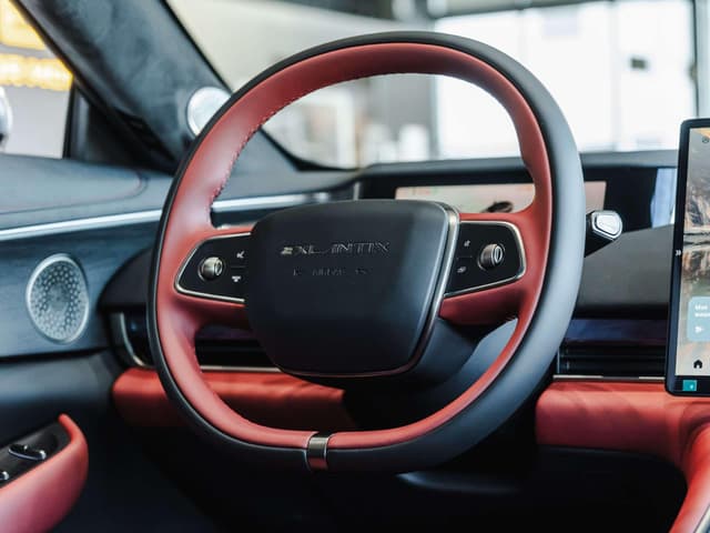 Exlantix ES 1.5 Hyb AT AWD в лизинг - 22