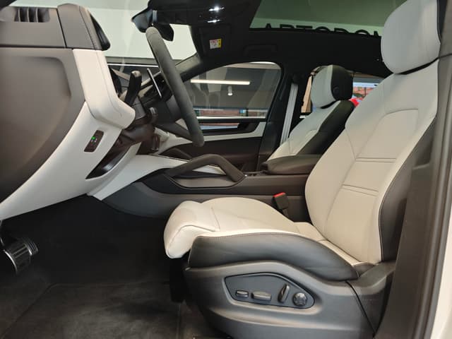Porsche Cayenne GTS Coupe в лизинг - 17