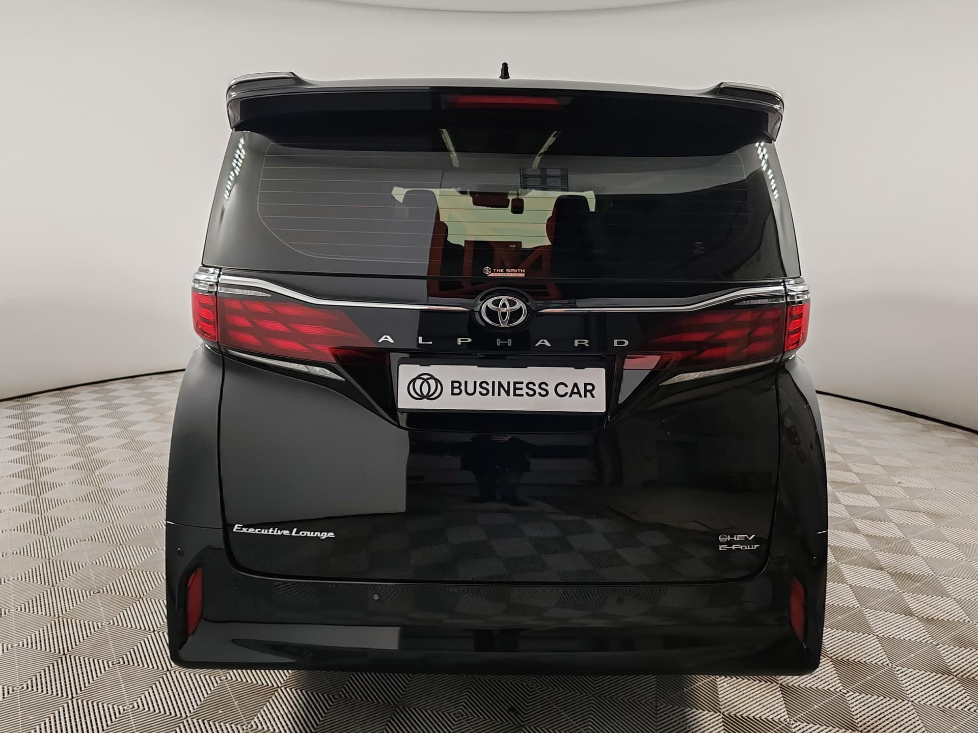 Toyota Alphard 2.5 HEV CVT в лизинг - 7