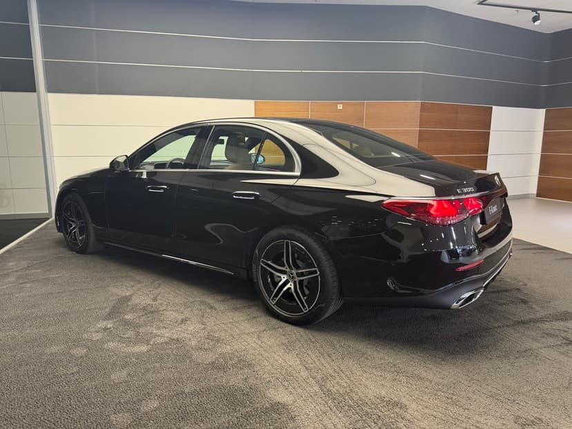 Mercedes-Benz E седан 300 4MATIC AMG Line в лизинг - 3