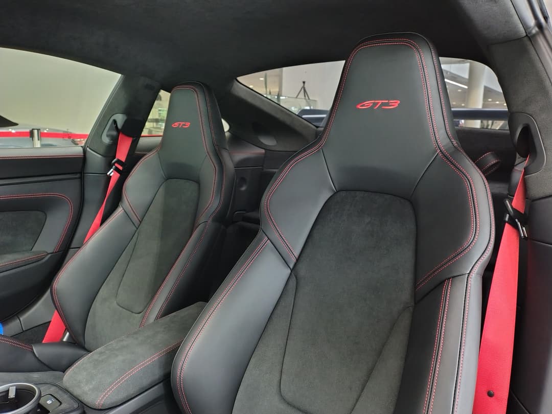 Porsche 911 Джи-Ти3 (GT3) в лизинг - 11