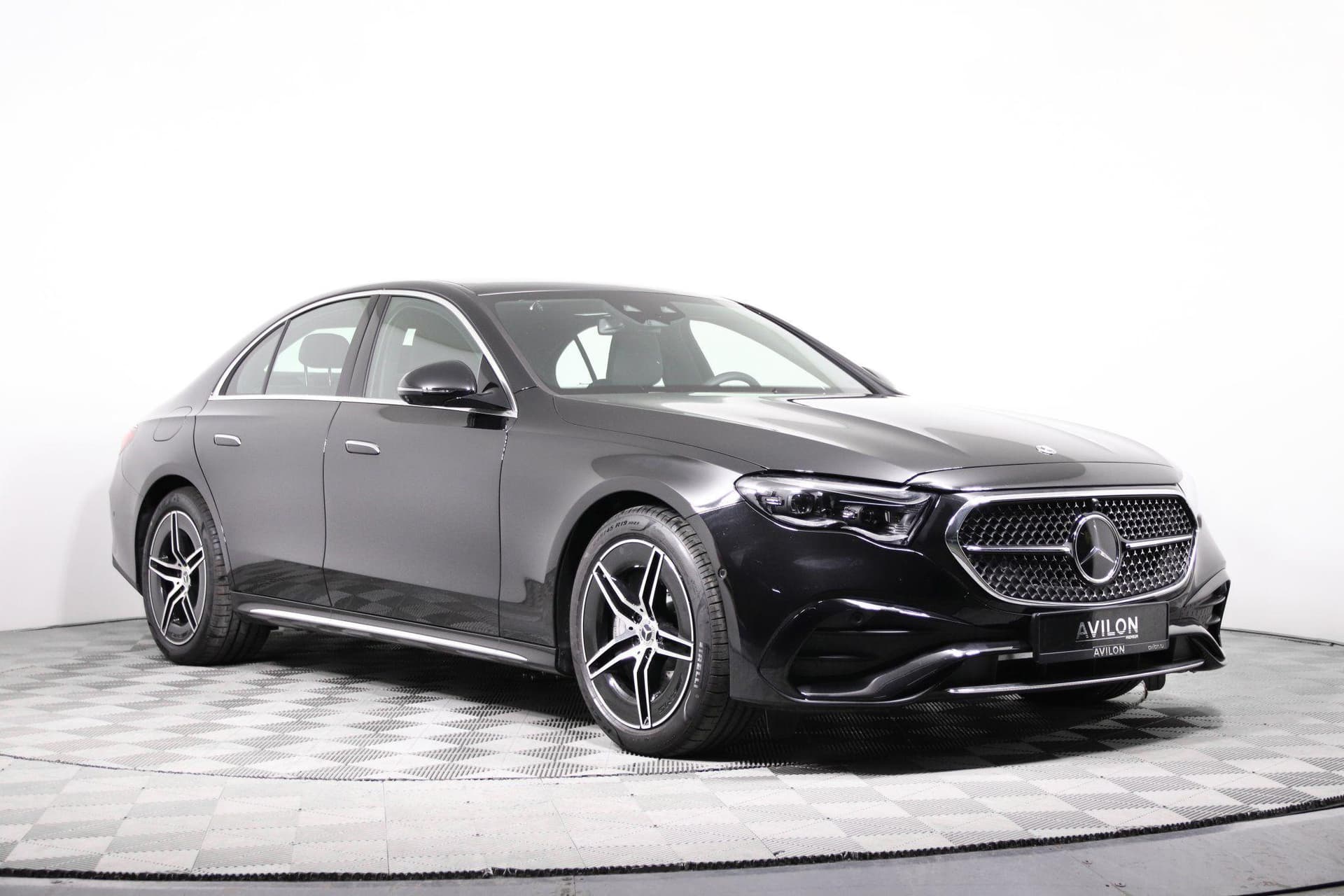 Mercedes-Benz E седан 300 полный привод АМГ Лайн (AMG Line) в лизинг - 2