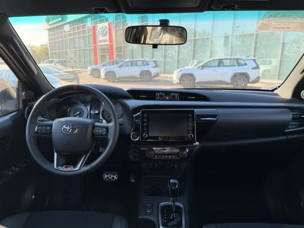 Toyota Hilux GR Sport 4.0 AT в лизинг - 14