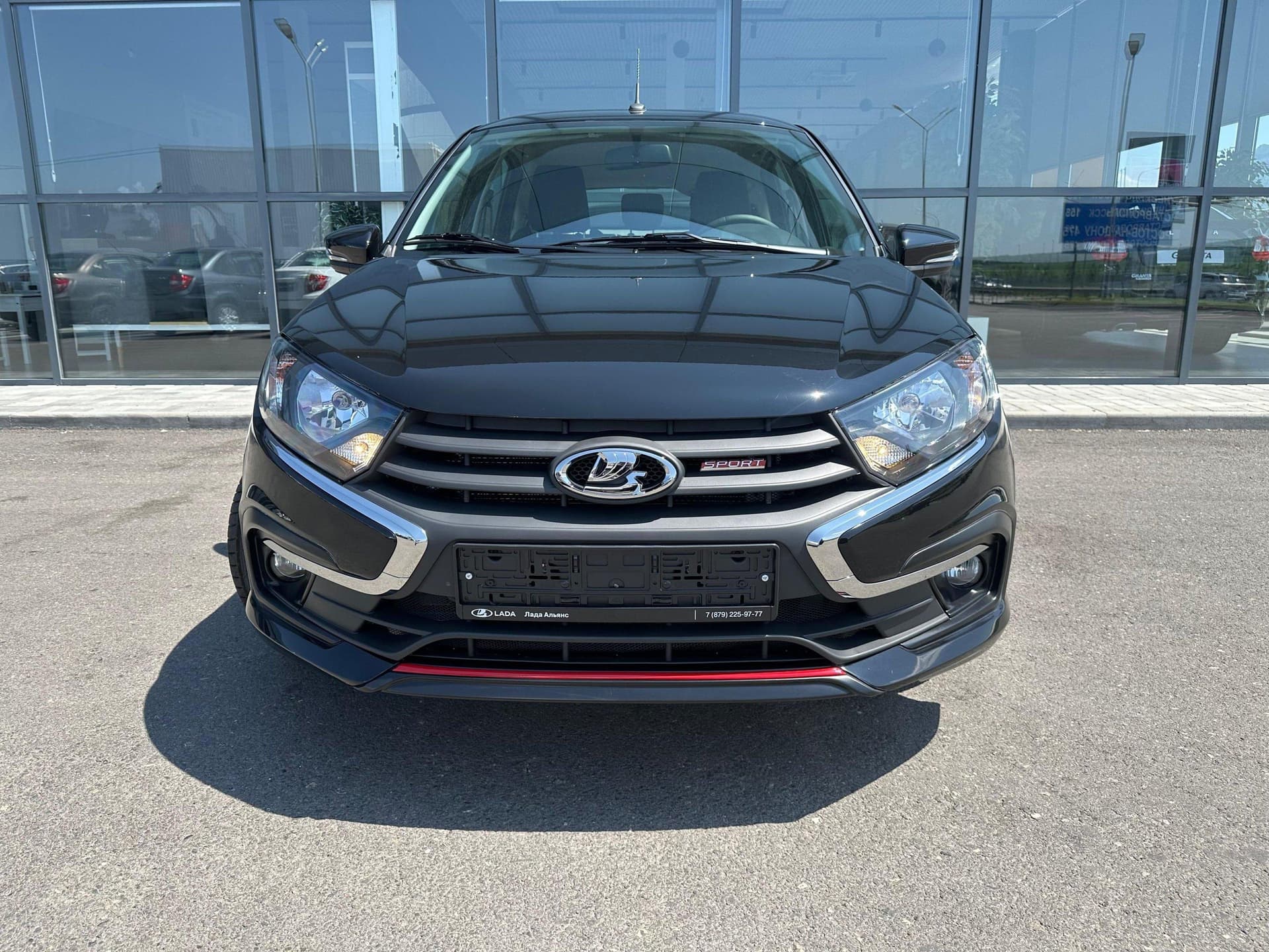 Lada Granta Sportline лифтбек Comfort 1.6 106hp 5MT в лизинг - 4