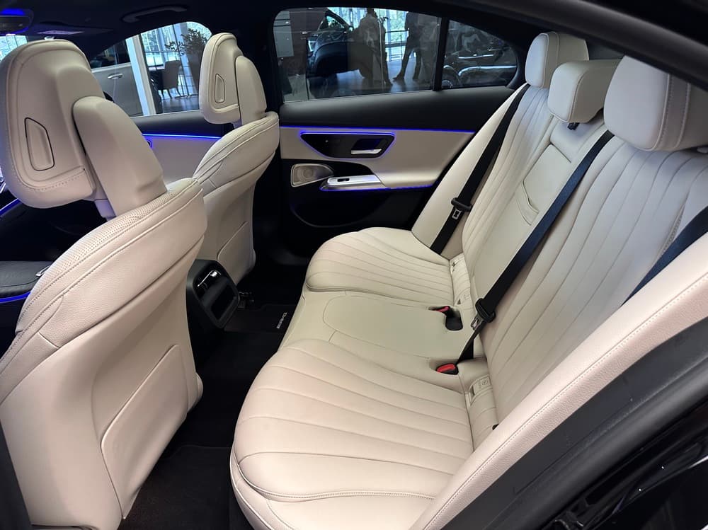 Mercedes-Benz E седан 300 4MATIC AMG Line в лизинг - 13