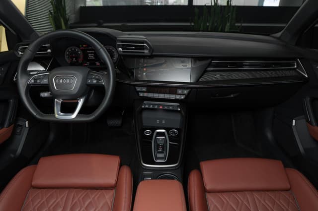 Audi A3 Sportback Premium Luxury 35 TFSI tiptronic в лизинг - 4