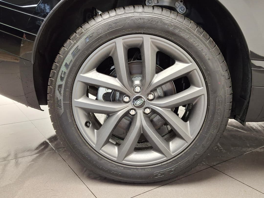 Land Rover Velar 2.0P 250 Dynamic SE в лизинг - 11
