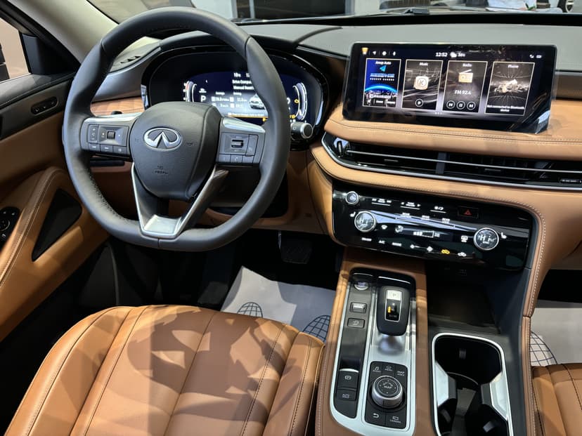 INFINITI QX60 Premium Edition 4WD в лизинг - 8