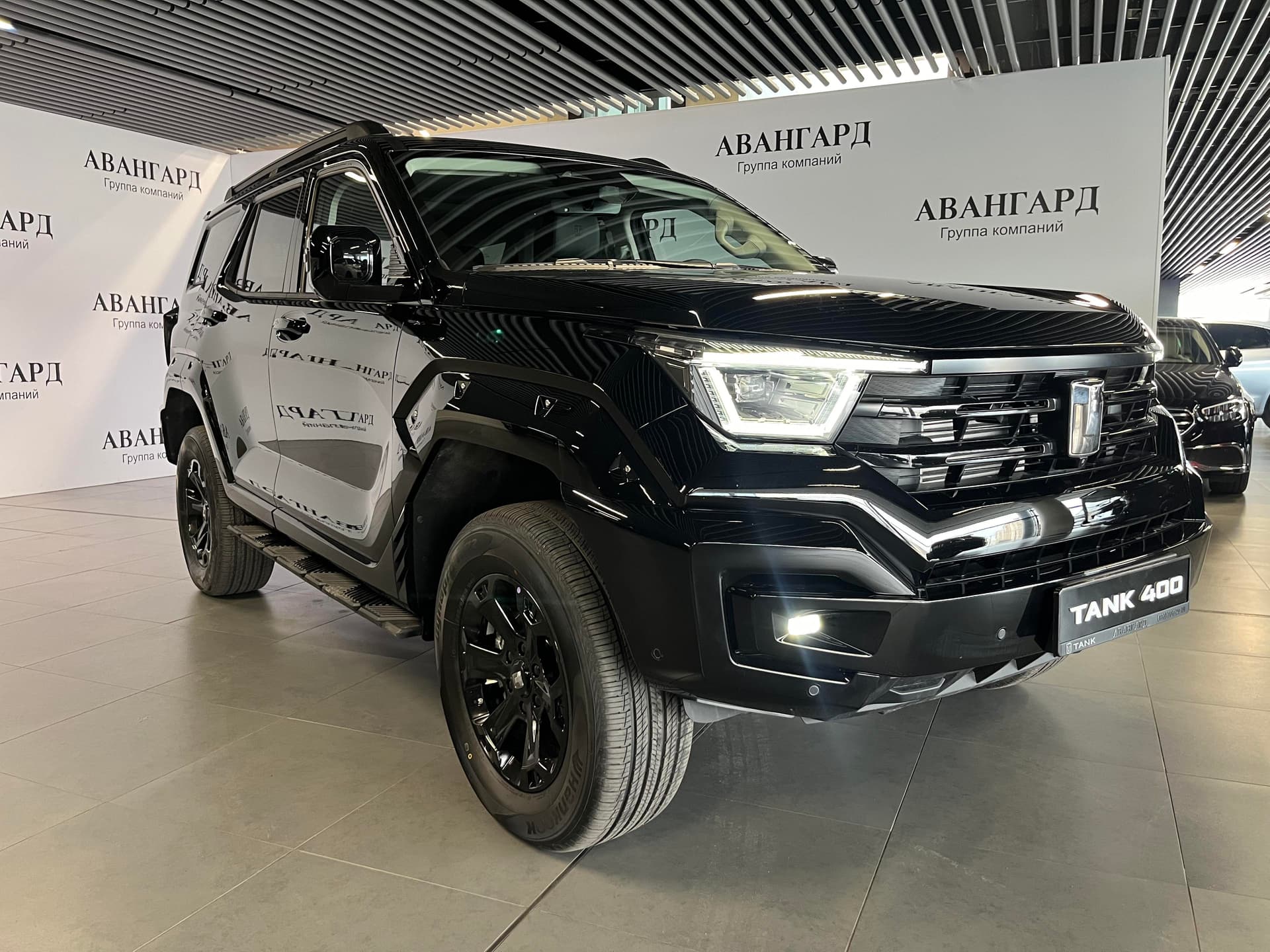 Tank 400 Premium 2.0 9AT 4WD в лизинг - 2